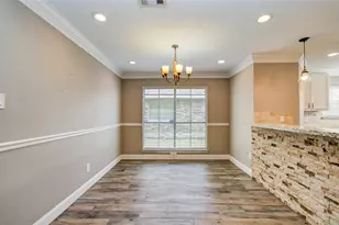 2010 Wildwood Dr, Deer Park, TX 77536 - Photo 10