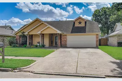 2010 Wildwood Drive, Deer Park, TX 77536 - Photo 2