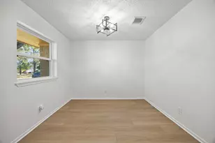 16006 La Avenida Dr, Houston, TX 77062 - Photo 6