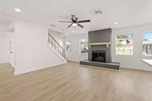 4106 Clovernook Ln, Seabrook, TX 77586 - Photo 10