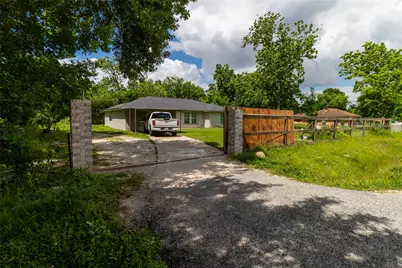 8925 Nyssa Street, Houston, TX 77078 - Photo 1