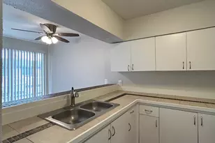 3629 N Mac Gregor Way, Houston, TX 77004 - Photo 10