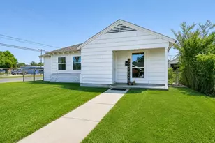 7546 Greendowns St, Houston, TX 77087 - Photo 2