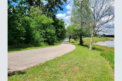 7546 Greendowns Street, Houston, TX 77087 - Photo 30