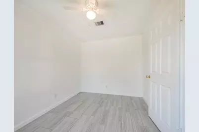 7546 Greendowns Street, Houston, TX 77087 - Photo 26