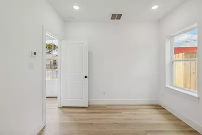 113 Milby Street Unit B, Houston, TX 77003 - Photo 4