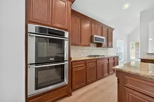 1840 Leela Springs Dr, Conroe, TX 77304 - Photo 10