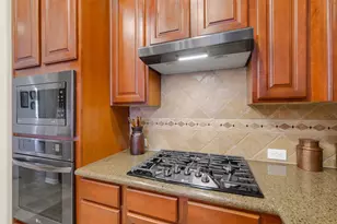13111 Cane Lake Ct, Sugar Land, TX 77498 - Photo 12