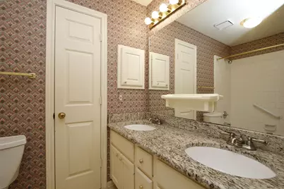 13618 Shadow Falls Ct, Houston, TX 77059 - Photo 36