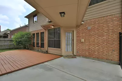 13618 Shadow Falls Ct, Houston, TX 77059 - Photo 40