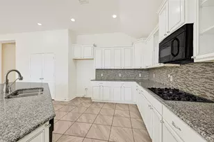 15407 Jewel Lake Ln, Houston, TX 77044 - Photo 22