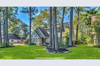 826 Stone Mountain Drive, Conroe, TX 77302 - Photo 2