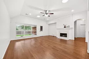 94 S Regan Mead Cir, The Woodlands, TX 77382 - Photo 12