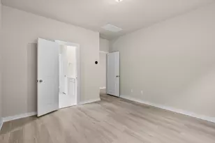 12335 Ridge Top Ct, Conroe, TX 77304 - Photo 16