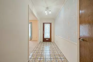 8706 Tavistock Dr, Houston, TX 77031 - Photo 2