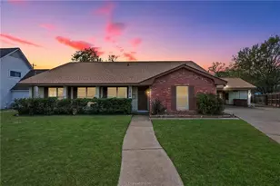 2606 Melba Cir, Bryan, TX 77802 - Photo 1