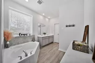 16102 Hidalgo St, Conroe, TX 77303 - Photo 24