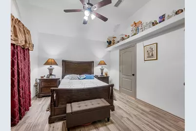 530 Chisolm Trail, Wallis, TX 77485 - Photo 28
