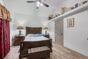 530 Chisolm Trail, Wallis, TX 77485 - Photo 28