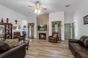 530 Chisolm Trail, Wallis, TX 77485 - Photo 24