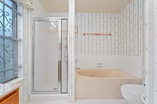 16438 Camino Del Sol Dr, Houston, TX 77083 - Photo 12