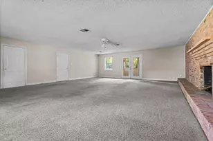 7333 Cayton St, Houston, TX 77061 - Photo 32