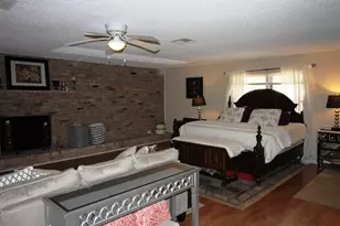 7333 Cayton St, Houston, TX 77061 - Photo 8