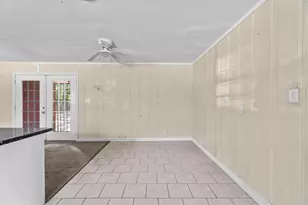 7333 Cayton St, Houston, TX 77061 - Photo 12