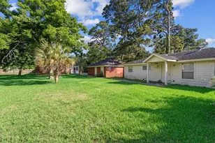 7333 Cayton St, Houston, TX 77061 - Photo 36
