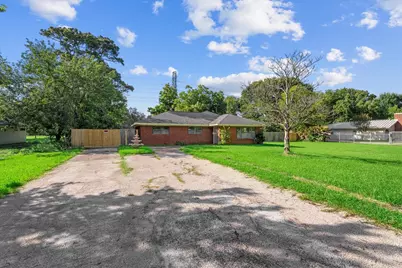 7333 Cayton Street, Houston, TX 77061 - Photo 2