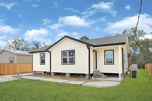 13210 Flagstaff Ln, Houston, TX 77049 - Photo 1