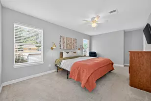 56 N Morningwood Ct, The Woodlands, TX 77380 - Photo 18