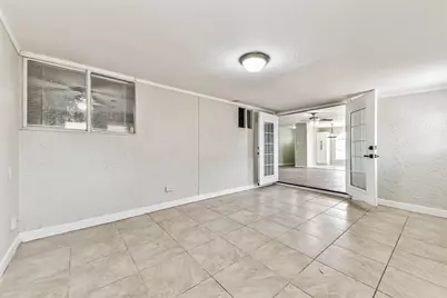 521 29th Avenue N, Texas City, TX 77590 - Photo 8