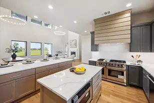 1020 Lake Breeze Dr, Waller, TX 77484 - Photo 12