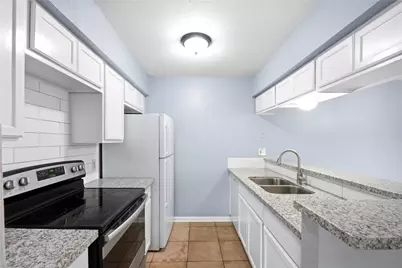 8918 Bissonnet Street #112, Houston, TX 77074 - Photo 10
