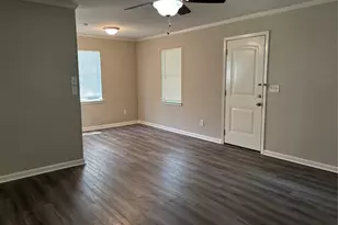 410 Shirlington Rd, Conroe, TX 77316 - Photo 10