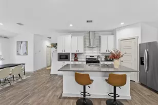 12812 Tokenhouse Ln, Houston, TX 77047 - Photo 10