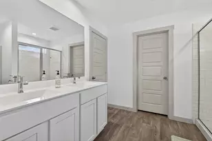 12812 Tokenhouse Ln, Houston, TX 77047 - Photo 16