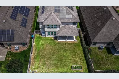 15623 Hanover Breeze Lane, Houston, TX 77044 - Photo 38