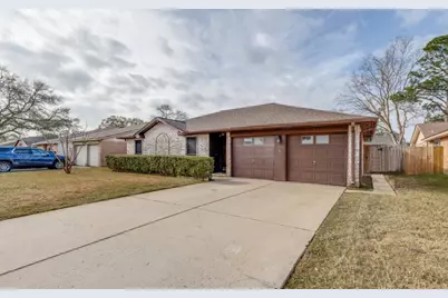 16210 Tibet Road, Friendswood, TX 77546 - Photo 2