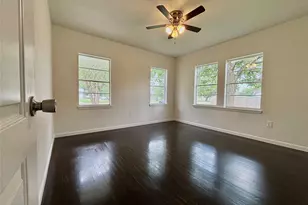 1109 4th St, Palacios, TX 77465 - Photo 16