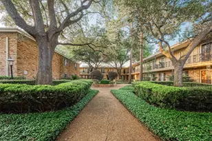 3224 Timmons Ln, Houston, TX 77027 - Photo 2