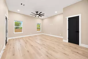 4117 Kewanee St, Houston, TX 77051 - Photo 6