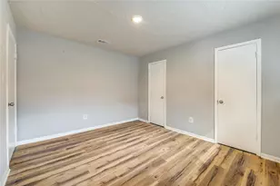 12510 Hunting Brook Dr, Houston, TX 77099 - Photo 18