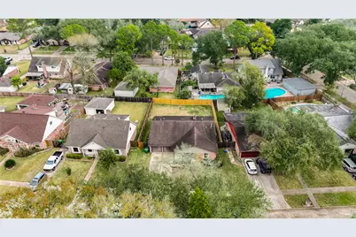 12510 Hunting Brook Drive, Houston, TX 77099 - Photo 38