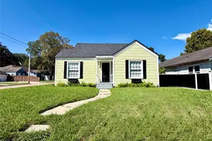 2401 Centennial St, Liberty, TX 77575 - Photo 2