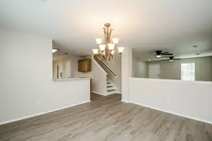 20006 Spring Wreath Ln, Cypress, TX 77433 - Photo 8