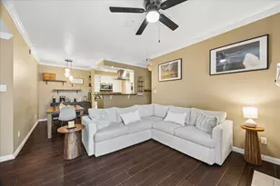 7950 N Stadium Dr, Houston, TX 77030 - Photo 2