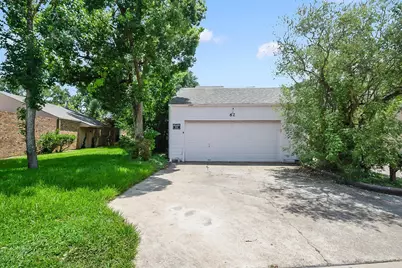 62 Chervil Common, Lake Jackson, TX 77566 - Photo 1