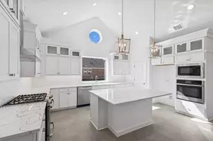 500 Cane Xing Lk Dr, Sealy, TX 77474 - Photo 8